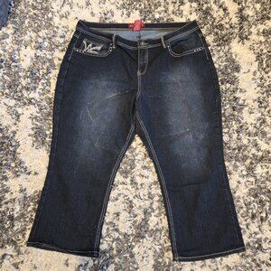 Red Rivet | Dark Wash Embellished Cropped Jeans | 22W